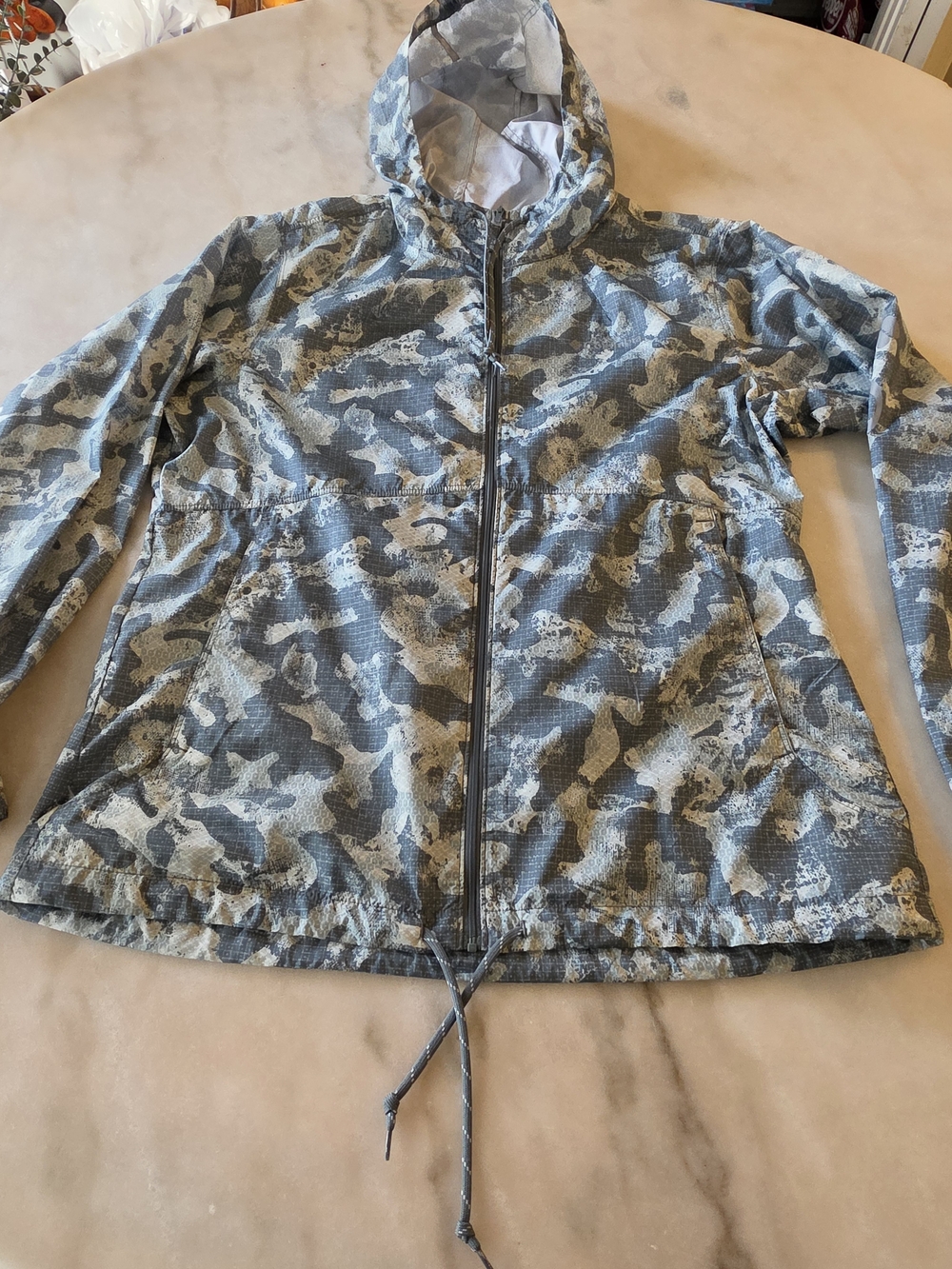 Columbia Lightweight Sinched Waist Hooded Jacket